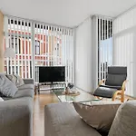 Nh9 - Corner Haven In Center Apartman